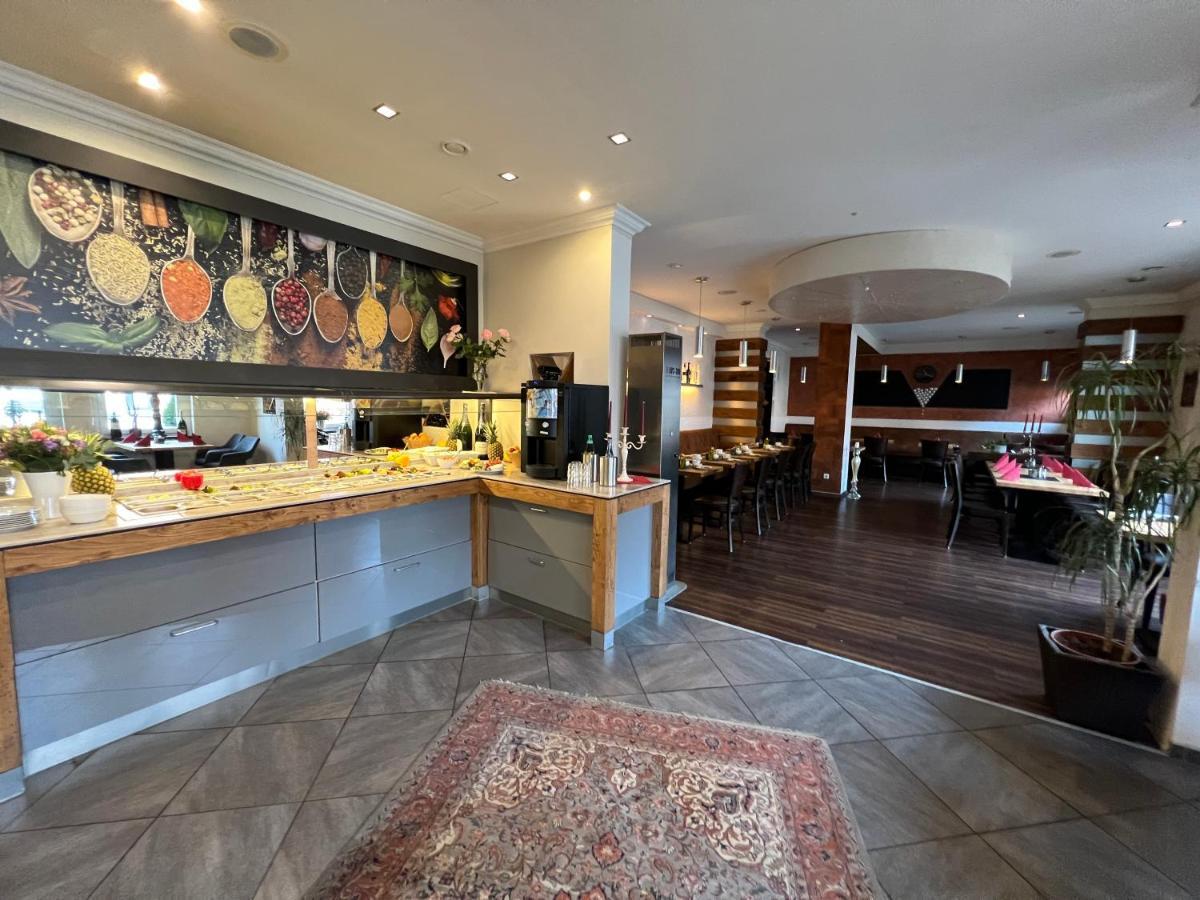Hotel Ammerlaender Hof Westerstede Zewnętrze zdjęcie