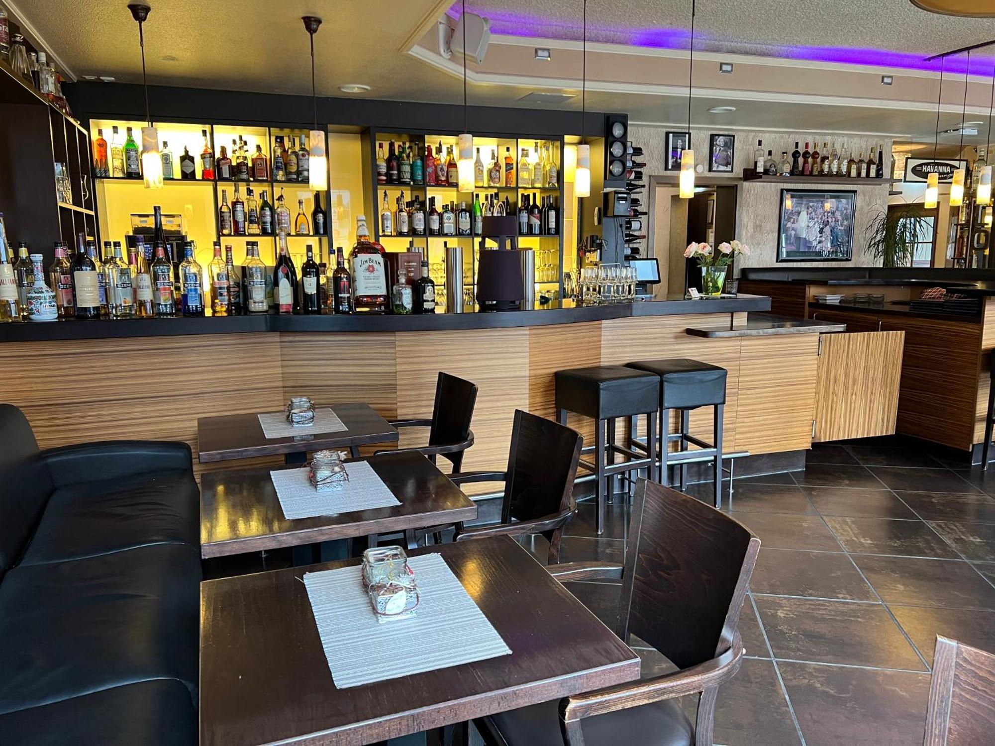 Hotel Ammerlaender Hof Westerstede Zewnętrze zdjęcie